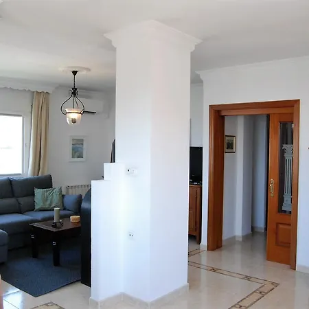 Sandra Floor Escape Apartman *